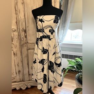 Ann Taylor 100% Silk Strapless floral print Dress. NWT. Midi. Size 2